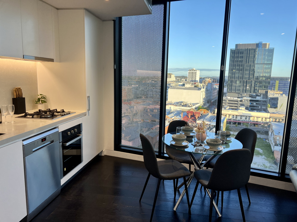 Kitchen/Dining Area